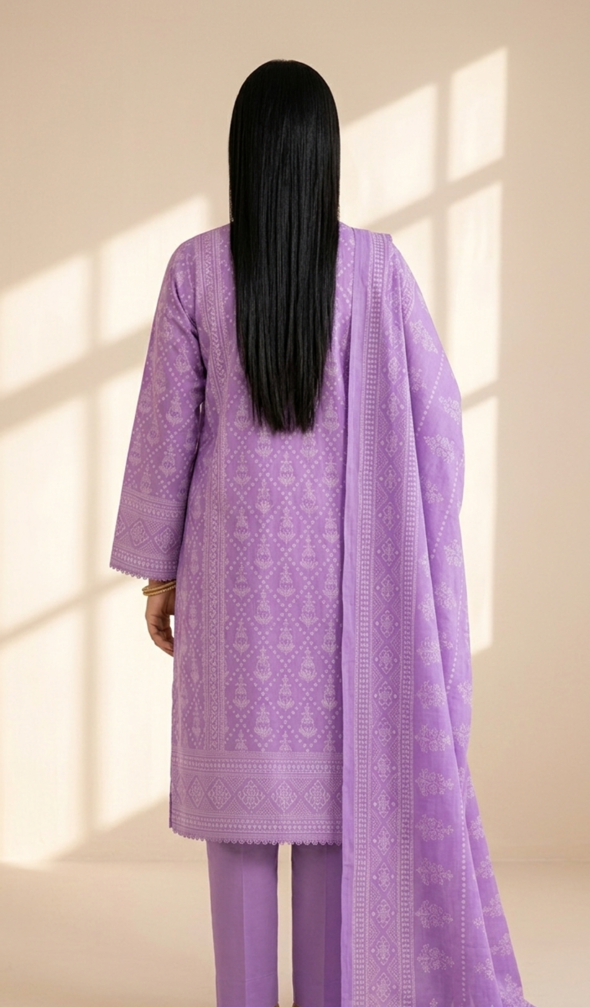 Lavender Grace Printed Lawn 3-Piece Suit with Matching Dupatta